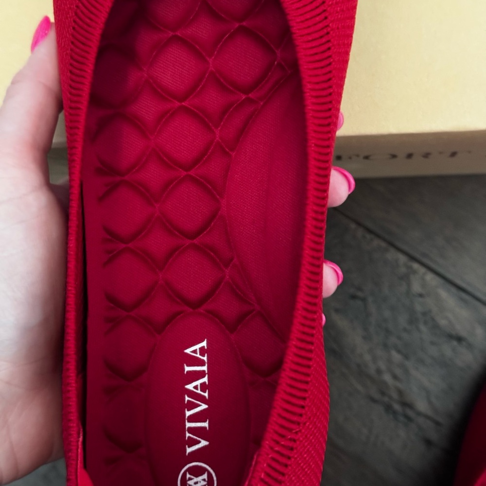 Vivaia Claire Flats - Picture 2 of 4